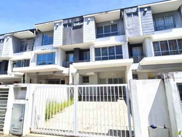 Low Depo Facing Open 25 sty house Taman Semenyih Indah 2 Semenyih