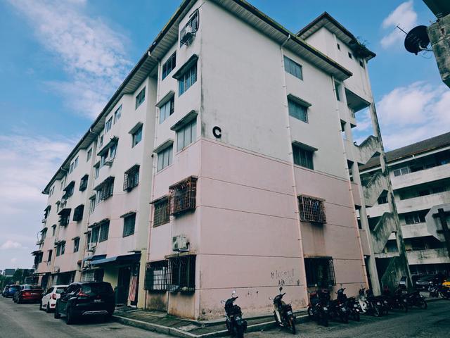 Low Deposit Tingkat 1 FREEHOLD Flat Seri Proton Klang Selangor