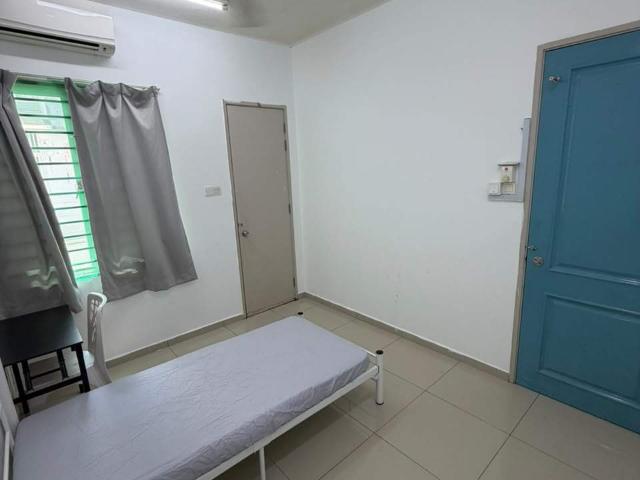 Low deposit‼️bandar botanic klang cozy middle room for rentnearby gm klang, port klang, aeon mall bukit tinggi