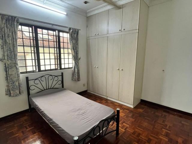 ‼️LOW DEPOSIT‼️BANDAR UTAMA PETALING JAYA MIDDLE ROOM FOR RENTNEARBY ONE UTAMA 、MRT