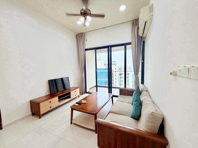 low deposit country garden 2 bed danga bay 3 bed rf bora all races