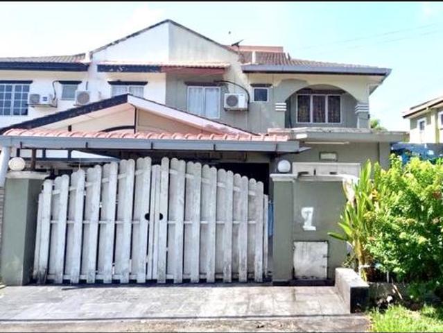 LOW DEPOSIT FACING OPEN SEMI D 2 Storey Putra Perdana Puchong