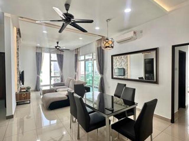Low Deposit M Condominium Larkin JB Town CIQ 3Bed FF