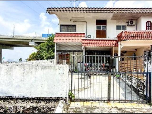 LOW DEPOSIT NEGO FREEHOLD ENDLOT 2 Storey Taman Dagang Jaya Ampang