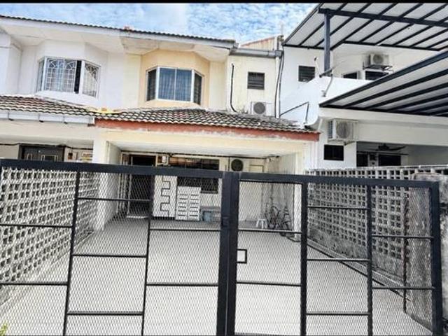 LOW DEPOSIT NEGO RENOVATED 2 Storey Kota Perdana Seri Kembangan