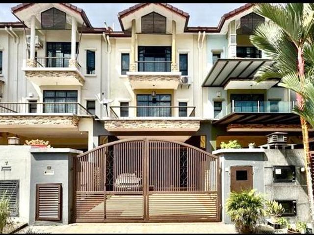 LOW DEPOSIT NEGO RENOVATED 3 Storey Taman Sentosa Villa Kajang