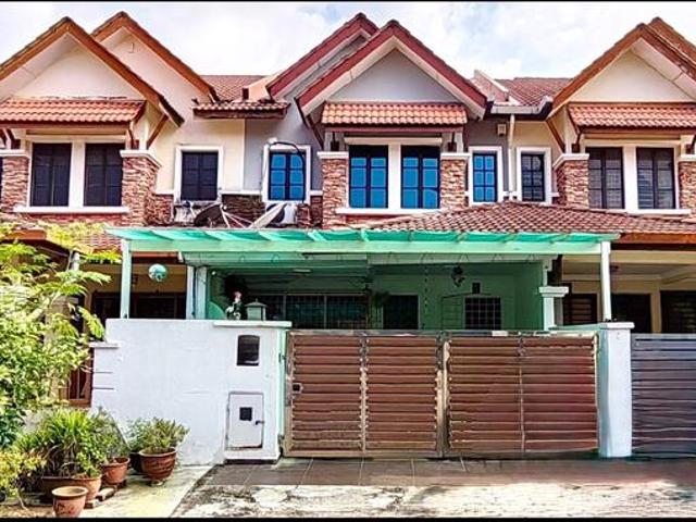 LOW DEPOSIT RENOVATED 2 Storey Presint 1 Nusaputra Puchong