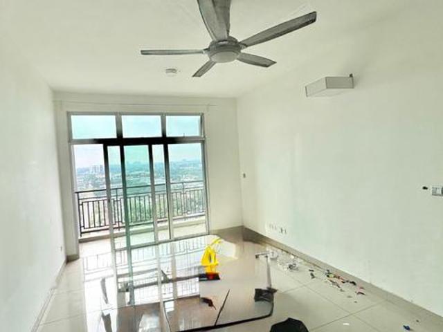 Low Deposit Sks Habitat Larkin JB Town RTS 3 Bed Bustand