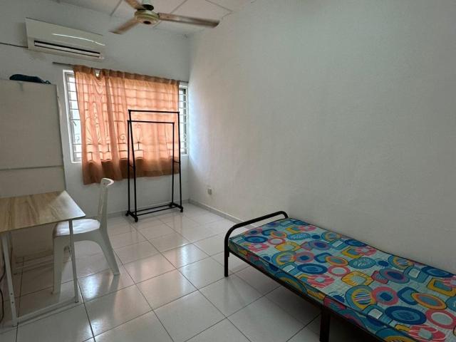 Low Deposit, SS2 Area, Medium / Single Bedroom For Rent In SS2, Move In Ready