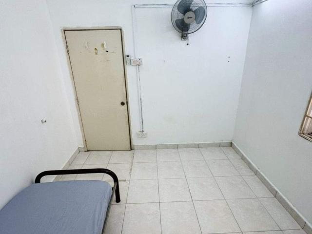 Low depositbandar utama petaling jaya middle aircond room for rentnearby centre point, ming tien food court, nkve
