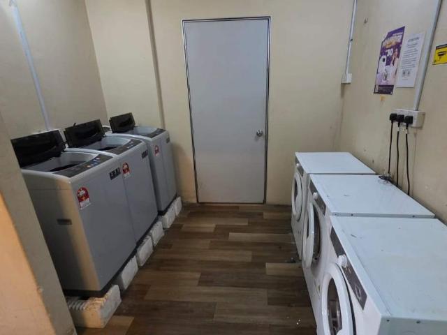 Low DepositSingle Room with Window near to LRT Kelana Jaya Station