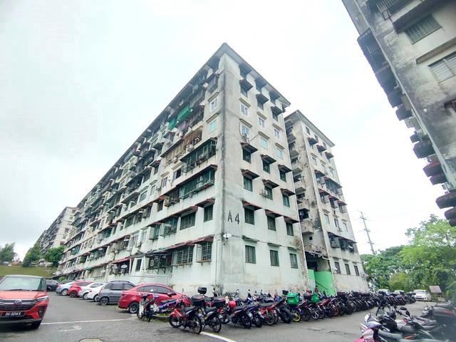 LOW FLOOR Flat Taman Bukit Segar Cheras Selangor For Sale