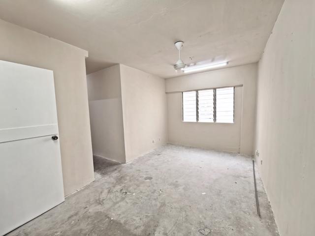 Low Floor PPR Desa Rejang Sri Rampai Setapak KL