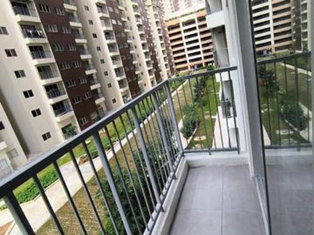 LOW LEVEL 4 Room Residensi Sateria Apartment SASAR Sungai Besi KL