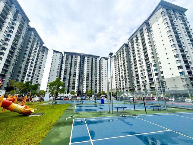 LOW LEVEL TERMURAH Residensi Laguna Biru 2 Kundang Kuang Rawang