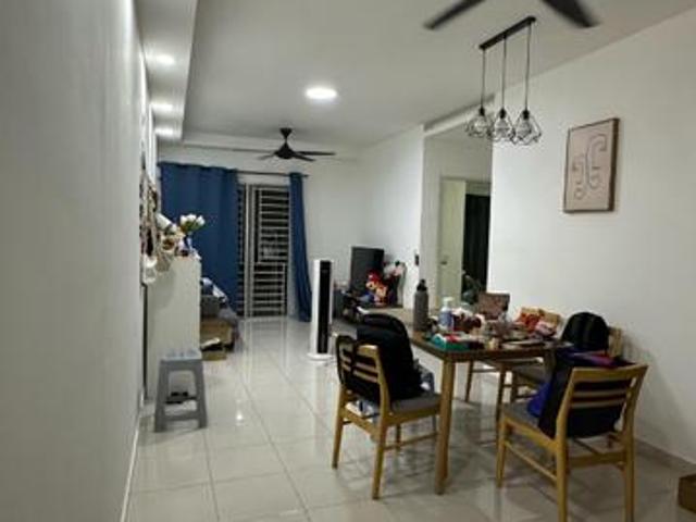 LOW LEVELPangsapuri DKristal Semenyih Setia Ecohill 810sqft Freehol