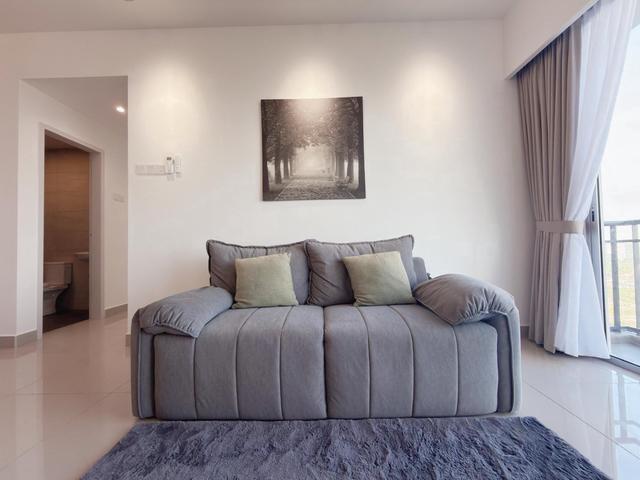 Low Monthly RM1200 Complete Unit Swimming Pool Condo Melaka Raya