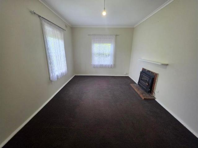 Low Maintenance 3 Bedroom Home!