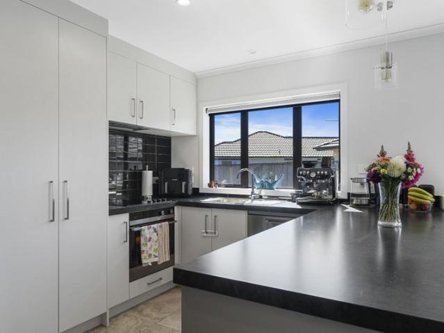 Low maintenance close to town