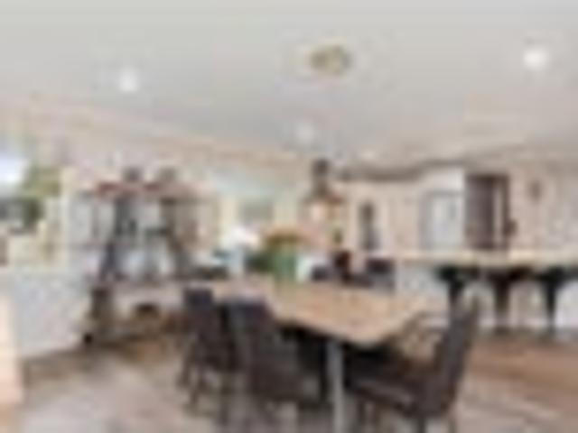 Low maintenance break house in a prime location!