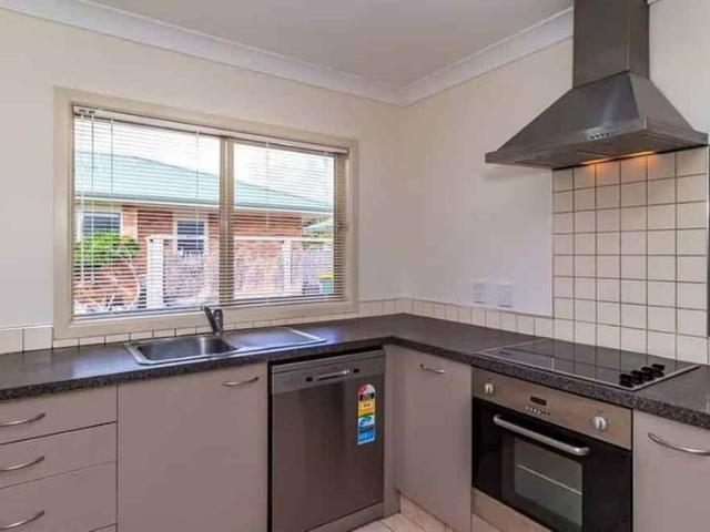 Low Maintenance Brick and Tile Home