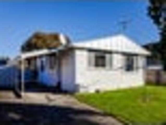 Low Maintenance, Great Location