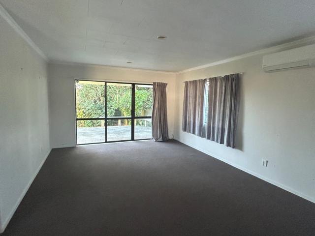 Low Maintenance Home in Sought After Merrilands
