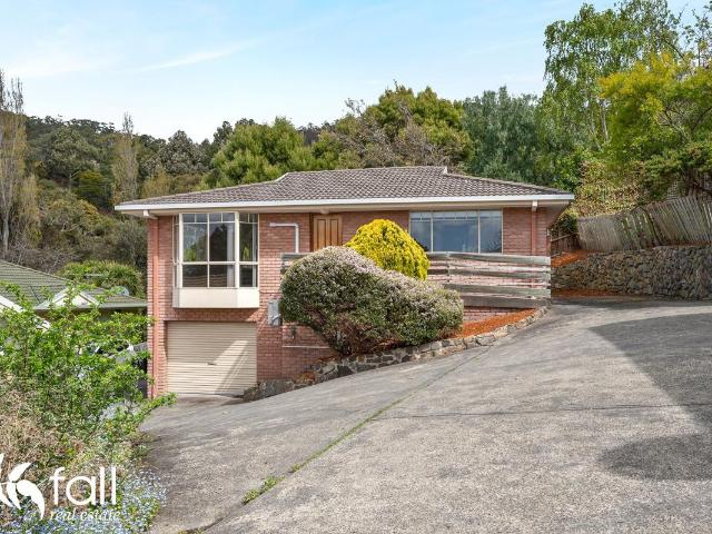 Low Maintenance Living in a Prime West Hobart Location