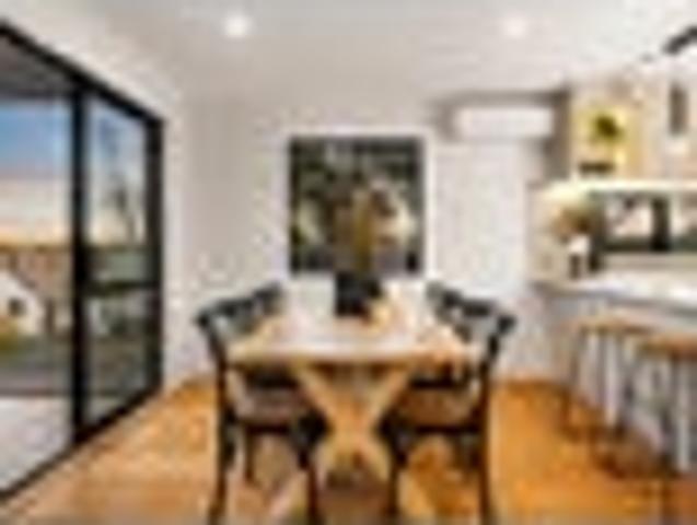 LOW MAINTENANCE LUXURY. MODERN FAMILY LIVING