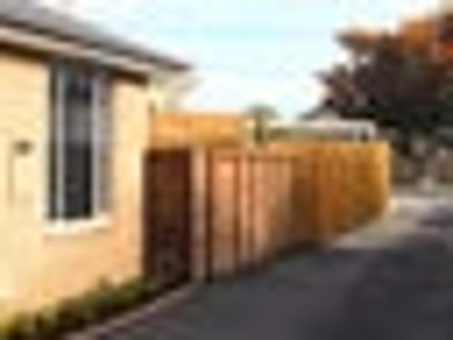 Low Maintenance Private Townhouse