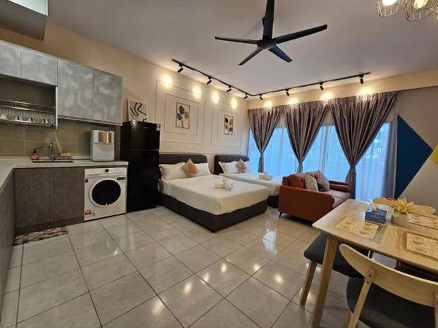 Low Market Value Studio Corner Lot Facing Swimming Pool