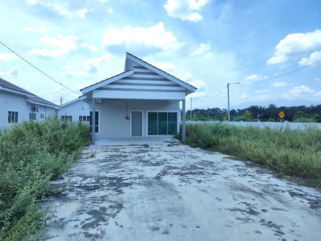 Low Price Bidor Big Single Storey Bungalow Good location 4rooms