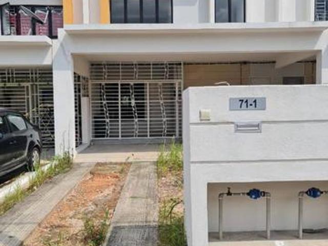 Low Price Gr Floor Townhouse Villa Kesuma Bandar Tasik Kesuma Semenyih