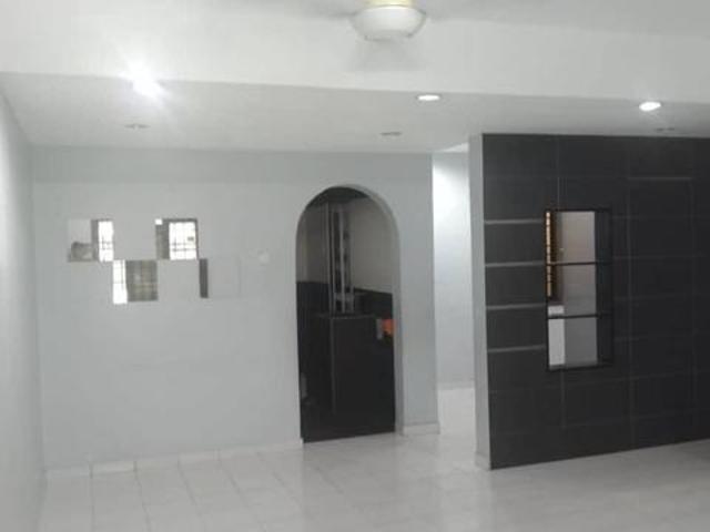 Low Price Ipoh Bercham Pakatan Jaya Double Storey House 4rooms