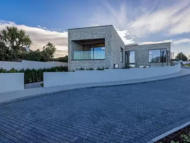 Low Rock House, Coast Road, Malahide, Co Dublin, Low Rock Hous.