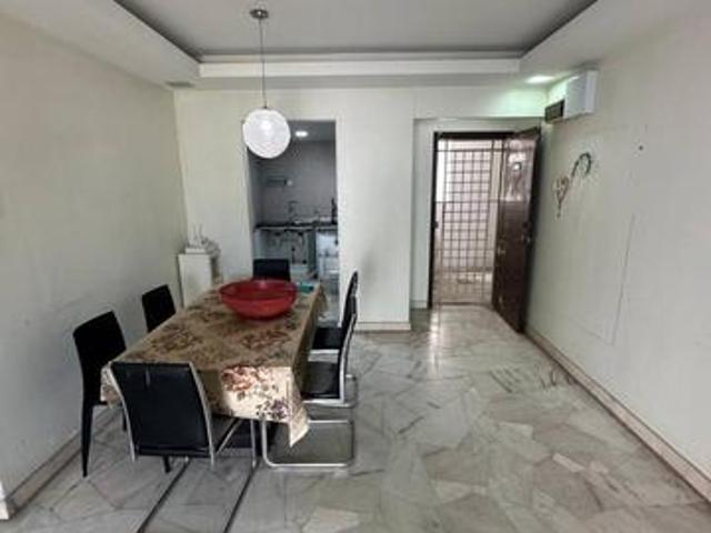 Low Unit Kenanga Apartment Taman Wawasan Puchong