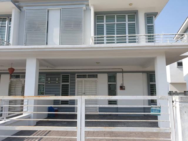 LOWEST DEAL 2 Sty Semi D House Royal Ivory SP10 Bandar Saujana Putra