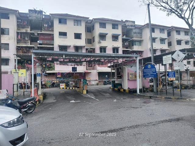 LOWEST PRICE Desaria Sri Merpati 506sf High Floor Near Airport