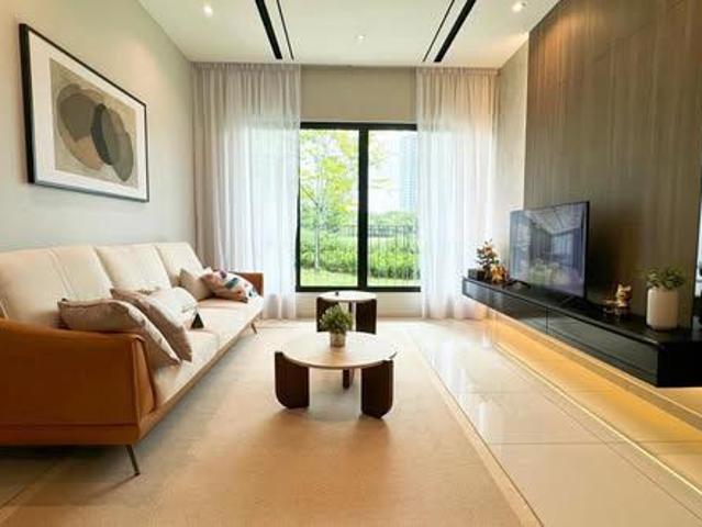 Lowest price near twin tower exsim meldrum height suasana paragon sks