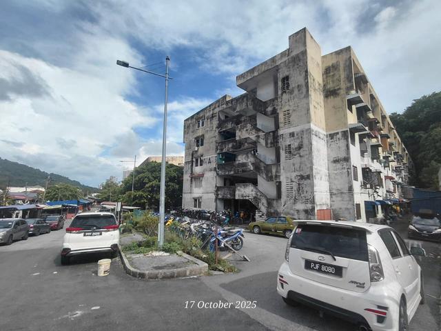 LOWEST PRICE Taman Gertak Sanggul 495sf High Floor Near Airport