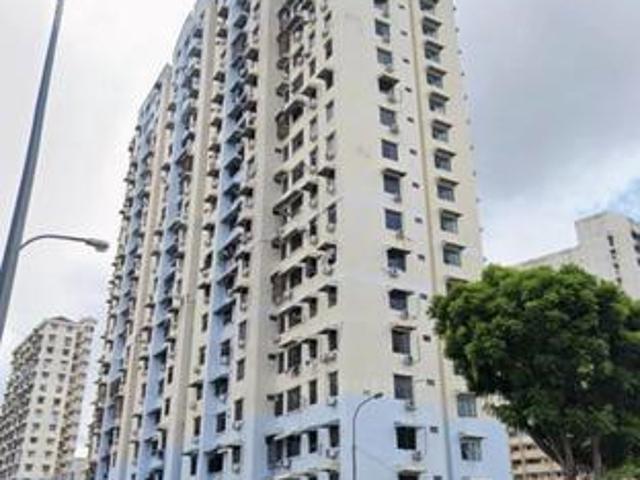 LOWEST PRICE Taman Seri Perak Block 60 700sf Prime Location