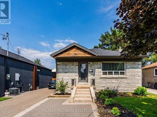 Lower 41 Treeview Drive, Toronto, ON, M8W 4C1 house for lease | Listing ID W13427 | Royal LePage