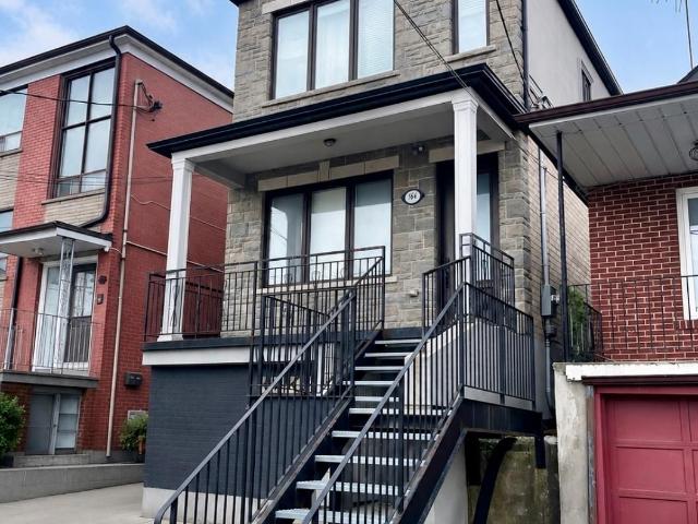 Lower 564 Blackthorn Avenue in Toronto: Keelesdale Eglinton West House for lease Toronto W03: MLS®# W13108472