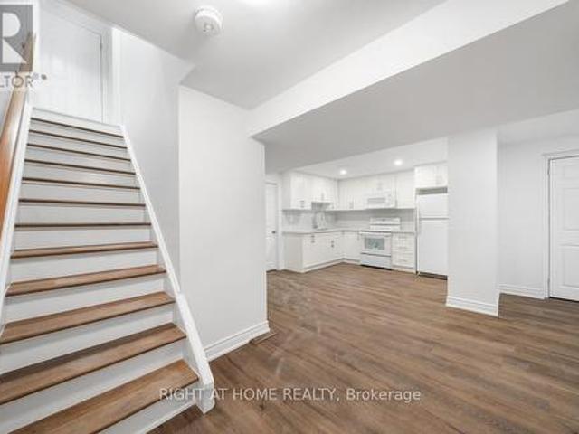 Lower 582 Carlyle Court, Oshawa, ON, L1H 6S2 house for lease | Listing ID E13658 | Royal LePage