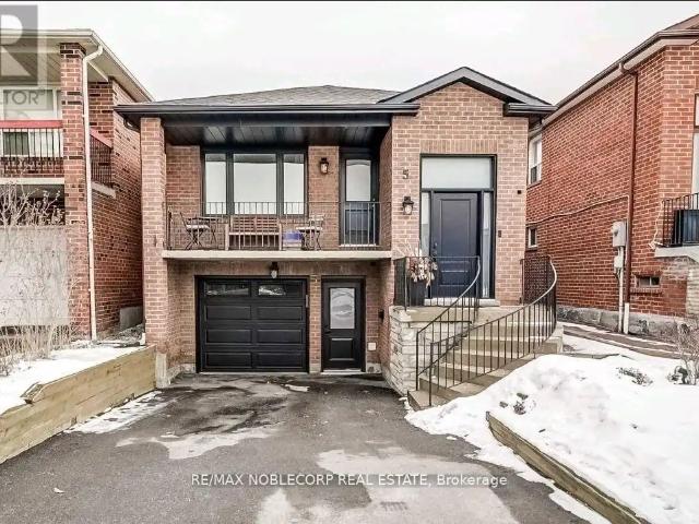 LOWER 5 TWINBERRY CRESCENT