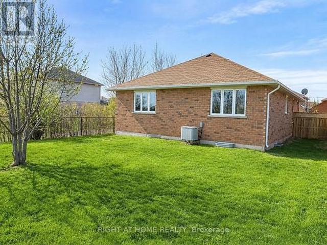 Lower 62 Highland Road W, Hamilton, ON, L8J 0M7 house for lease | Listing ID X13564 | Royal LePage
