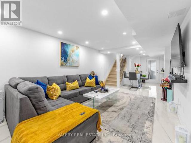 Lower 64 Moreau Trail, Toronto, ON, M1L 4V2 house for lease | Listing ID E13062 | Royal LePage
