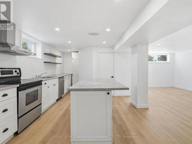 Lower 6 Greening Court, Hamilton, ON, L9H 1G9 house for lease | Listing ID X13216 | Royal LePage