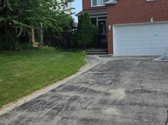 Lower 79 Rolling Acres Drive, Whitby, ON, L1R 2C1 house for lease | Listing ID E13515 | Royal LePage