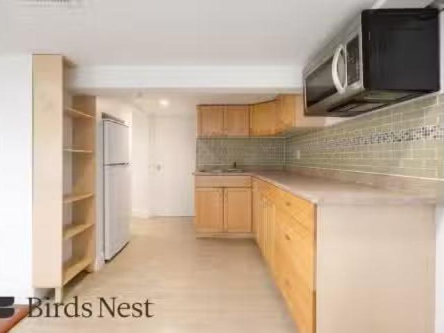 Lower 925 19Th Avenue E, Vancouver, BC, V5V 1K8 house for le.
